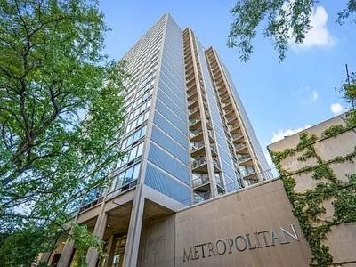 5320 N Sheridan Rd APT 2301, Chicago, IL, 60640