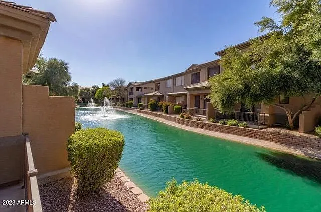 705 W Queen Creek Rd — Photo 11