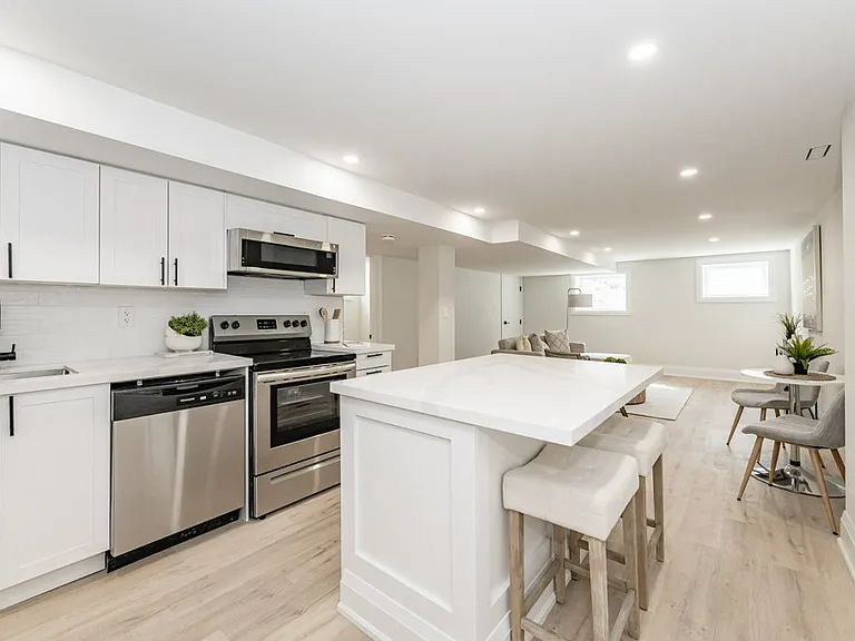 197 Edgar St #3 — Photo 3
