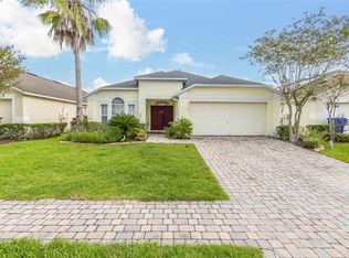 4709 Cumbrian Lakes Dr, Kissimmee, FL 34746