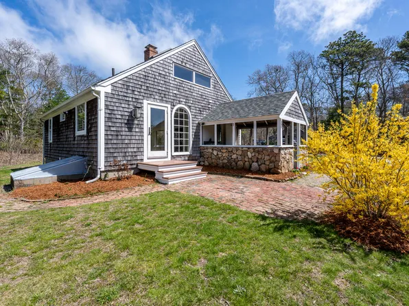 45 Old Phinney's Lane, Barnstable, MA 02630