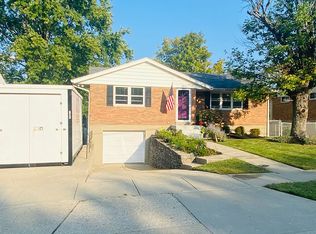 3848 Ridgecombe Dr, Green Township, OH 45248