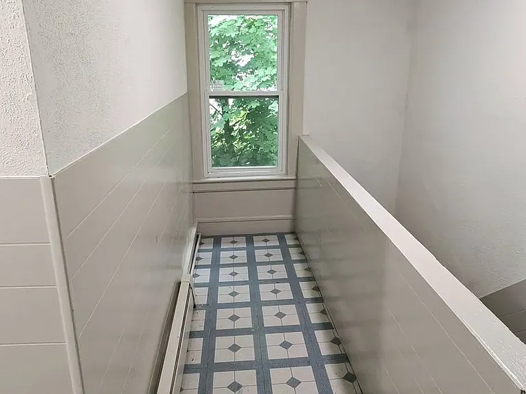 51 Summit St — Photo 7