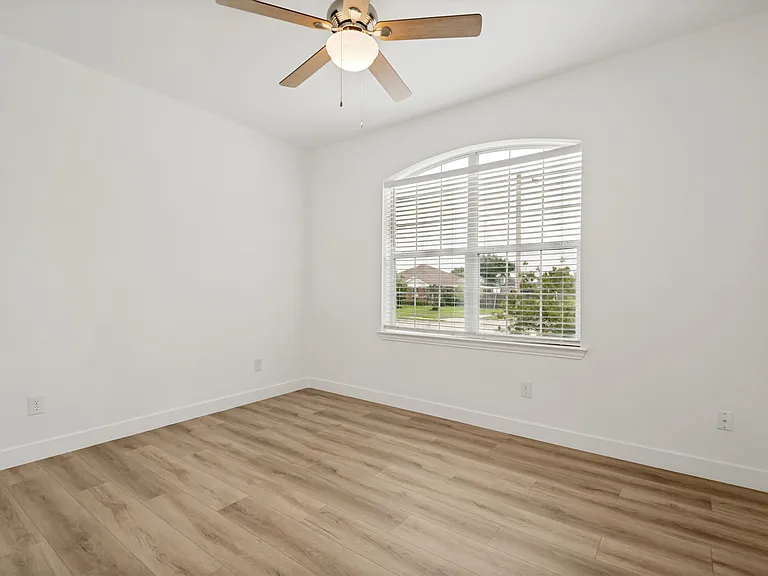 138 Lipan St — Photo 20