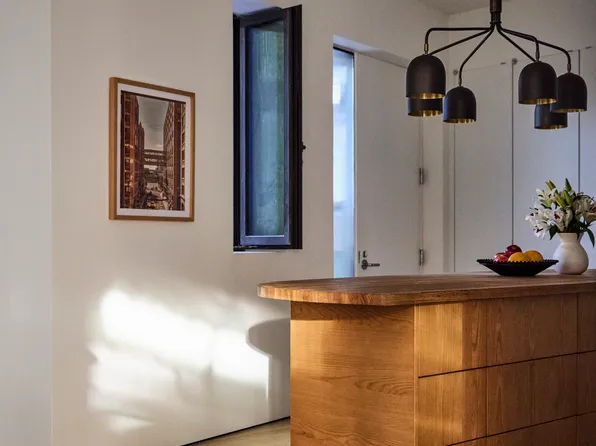 9 Chapel Street image 4 of 34