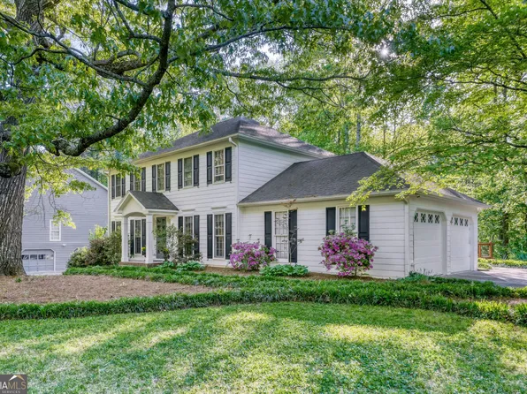 4136 Westchester Xing NE, Roswell, GA 30075