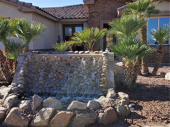 2nd image of 14 Torrey Pines Dr S