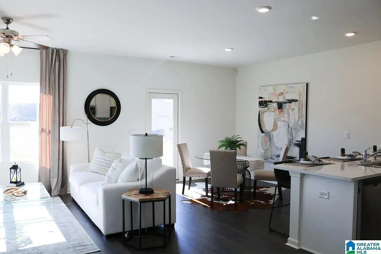 5688 Post Oak Trail - 1 — Photo 3