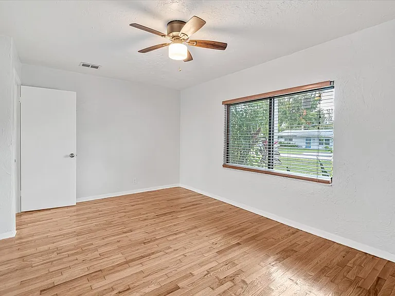 1540 Alhambra Dr #A — Photo 22