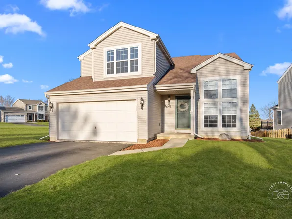 642 Nichole Ln, Geneva, IL 60134
