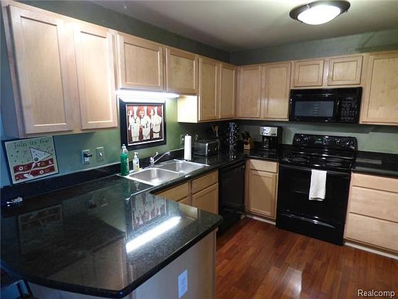 3rd image of 41660 Tera Ln #1