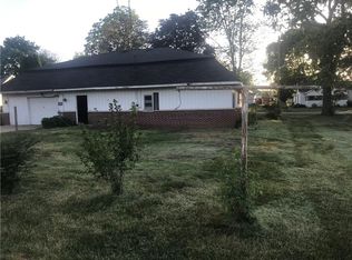144 N Jefferson St, Montezuma, IN 47862