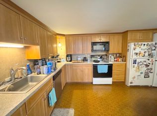 9 Cottage Ct #F, Newton, MA 02458