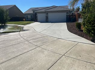 1535 Magnolia Ct, Los Banos, CA 93635