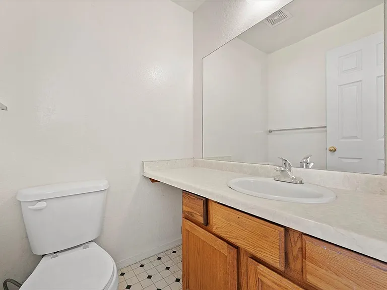 728 W 1720 N #319 — Photo 8