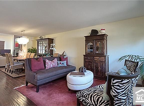 3rd image of 249 Albert Pl