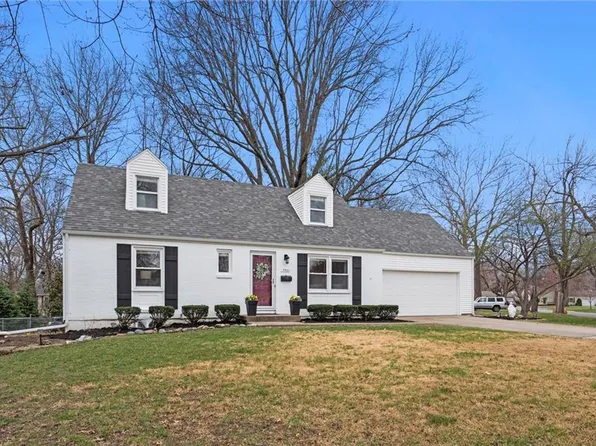 7901 W 92nd Pl, Overland Park, KS 66212