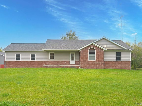 5th image of 4612 Curtis Rd