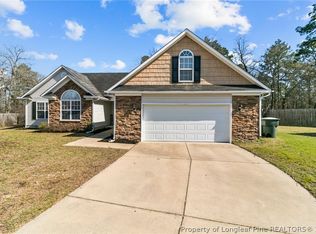 1402 Jockey Ct, Parkton, NC 28371