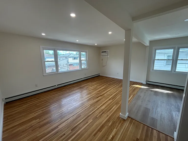 715 Tyler St #2 — Photo 12