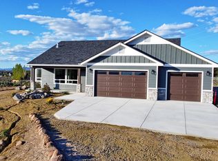 1836 Helman Dr, Gardnerville, NV 89410
