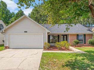 4498 Parkwood Ln, Niceville, FL 32578