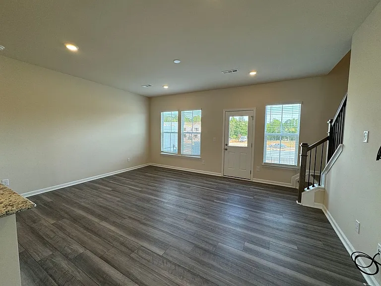 3714 Feltham Ln — Photo 11