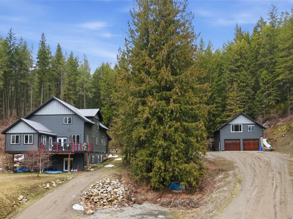 7463 Black Rd SE, Columbia Shuswap, BC V1E 2P6