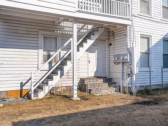 2nd image of 133 North St #B