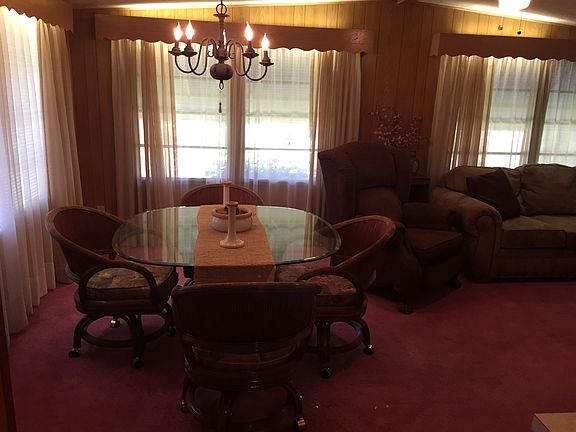 4th image of 11623 Magnolia Ave