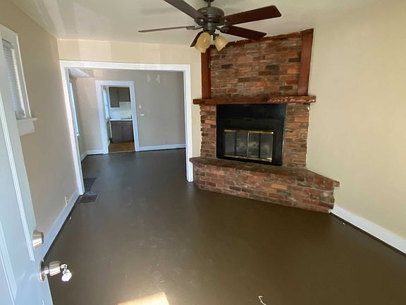 2nd image of 810 N Denny St #668768