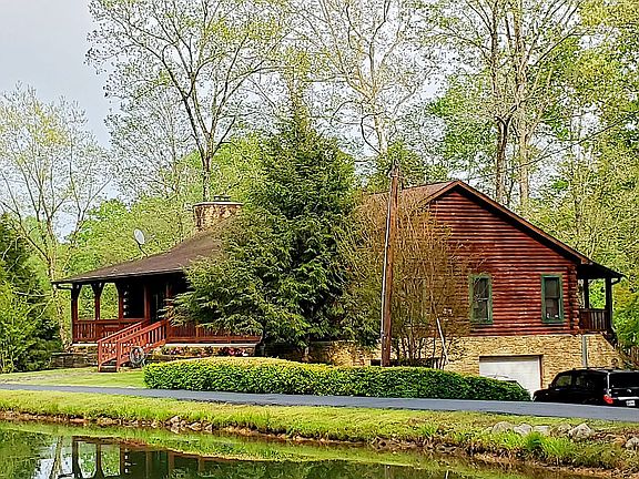907 Rockhouse Rd