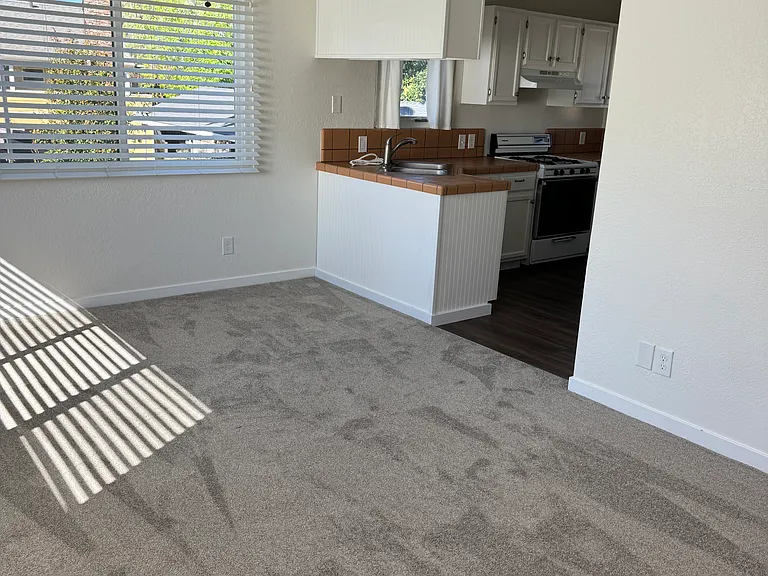 1344 Palm St #B — Photo 6