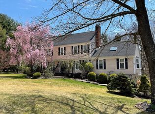 2 David Pl, Flanders, NJ 07836