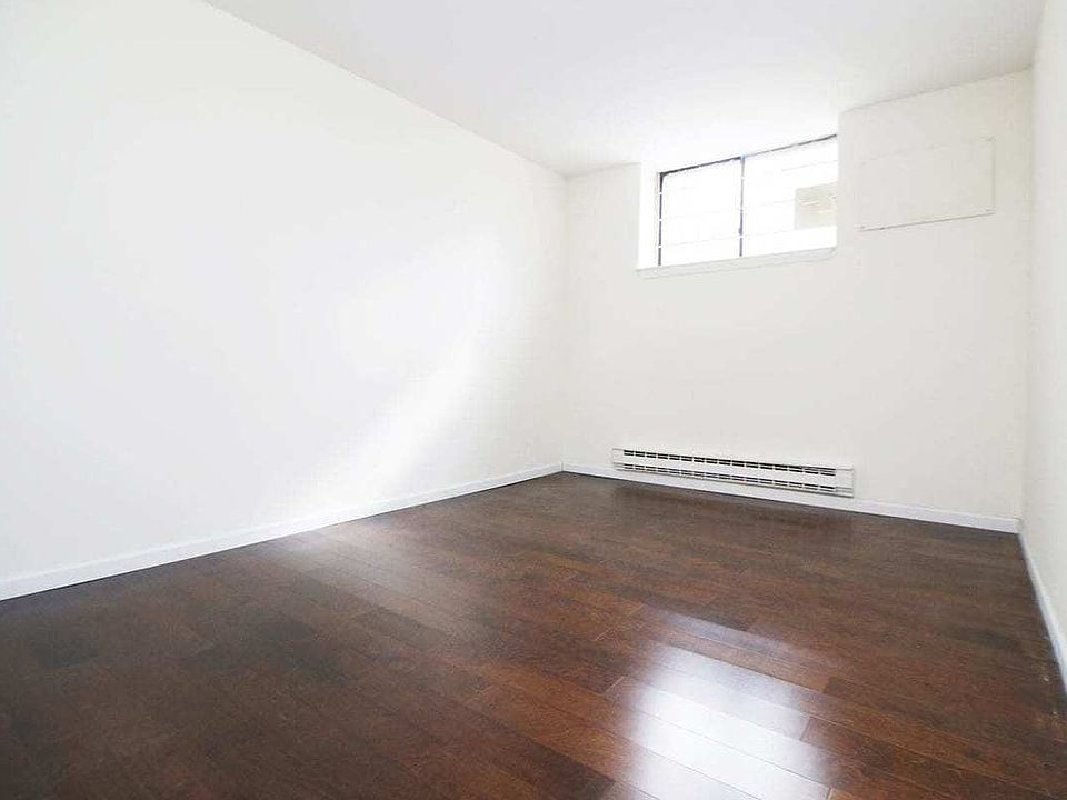 1st image of 2705 Astoria Blvd APT 1G