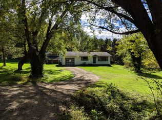 N7440 Casberg Coulee Rd, Holmen, WI 54636