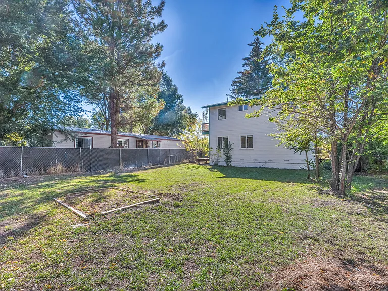 604 Pine St — Photo 61