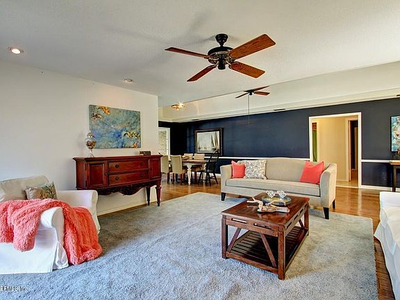 4th image of 11415 Portside Dr