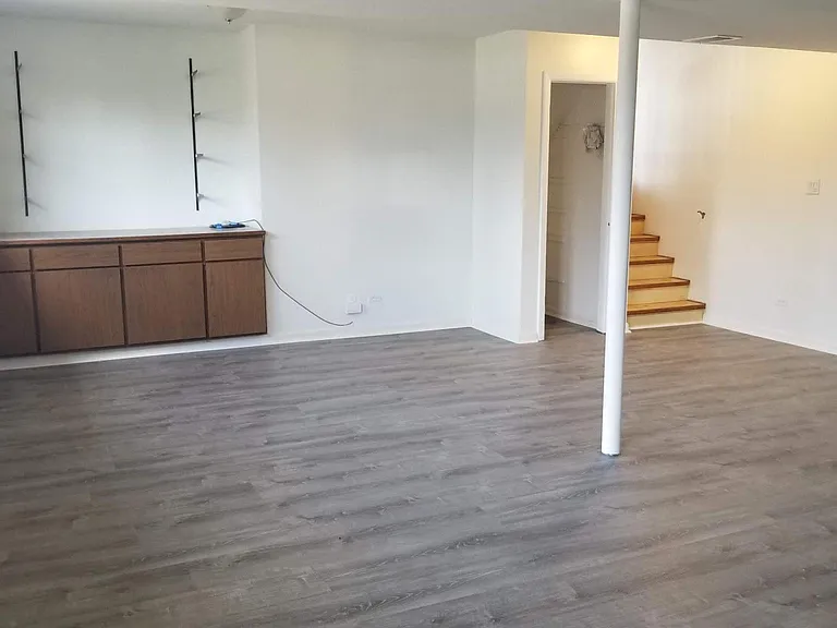 29W730 North Ave — Photo 23