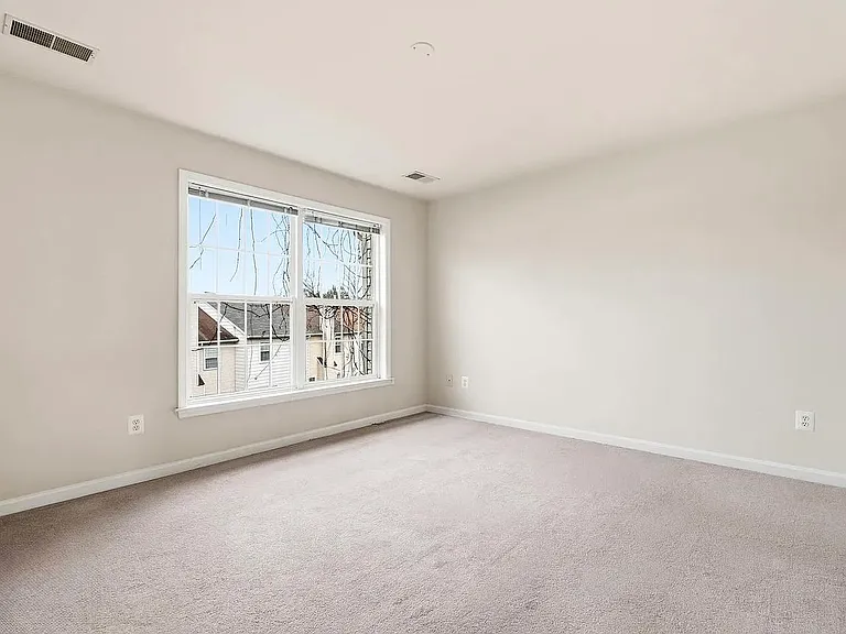 5526 Sacramento Mews Pl — Photo 27