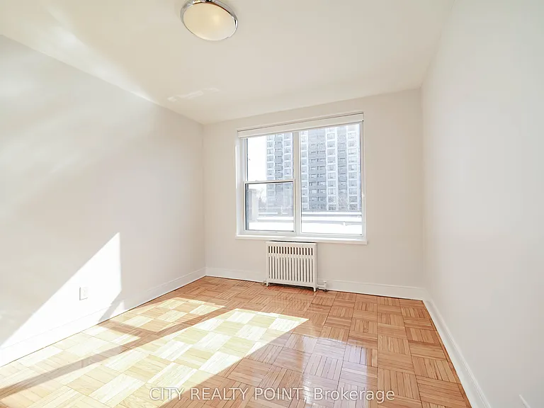 1545 Bathurst St #405 — Photo 12