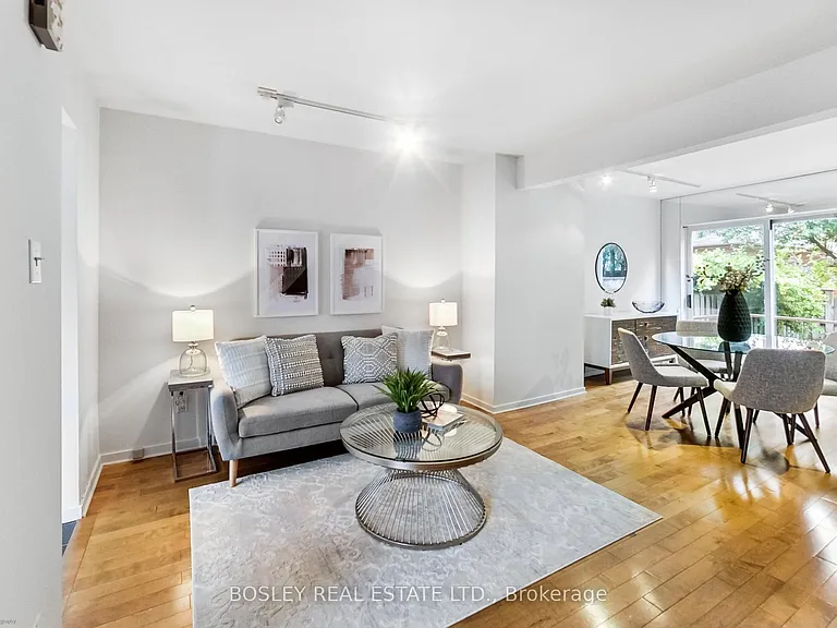 140 Helendale Ave — Photo 6
