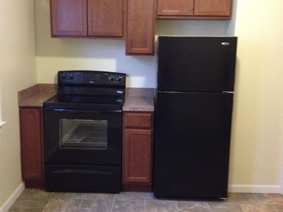 1st image of 1373 Maryland St