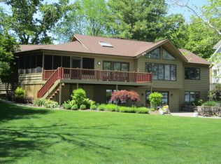 725 Pearl Beach Rd, Coldwater, MI 49036