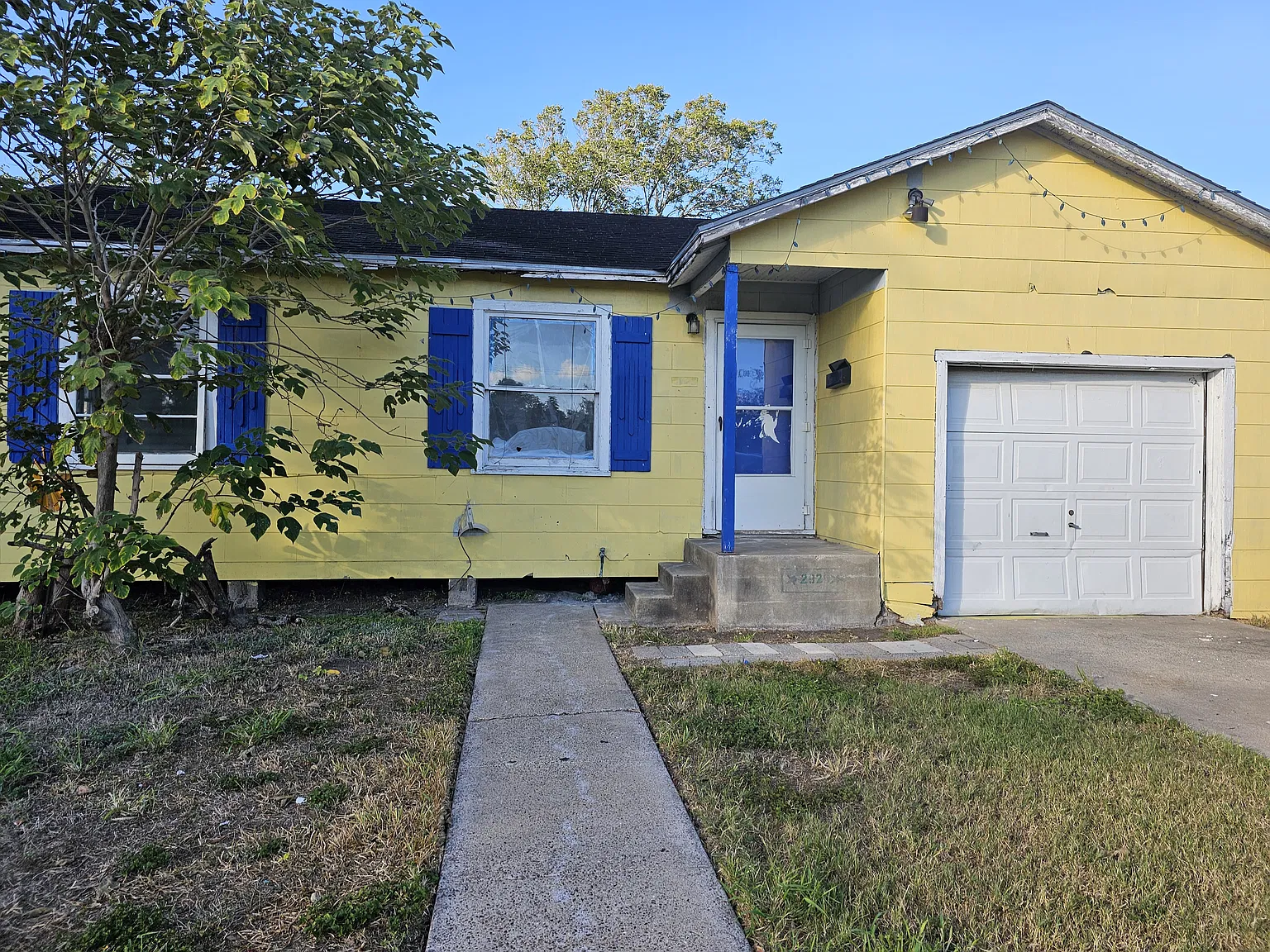 2 bed, 771 sqft, $1,000 — Photo 1