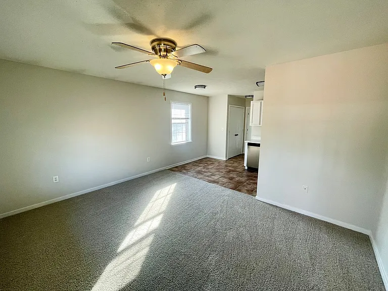 GS-Oak Village I — Photo 1