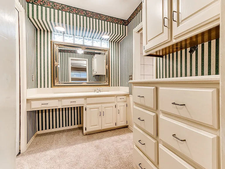 6313 Avalon Ln — Photo 44