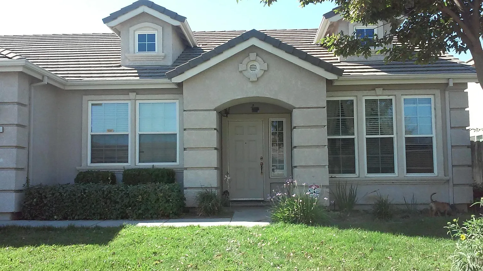1575 Bay Meadow Ln photo 1