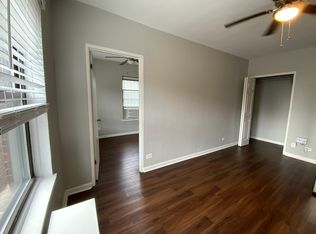 152 W Elm St #208, Chicago, IL 60610