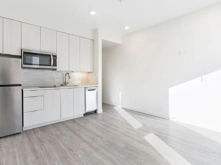 Greeley 5880 PDX — Photo 52